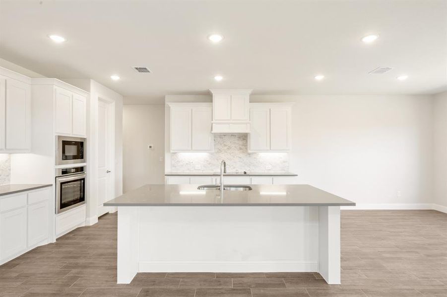 Furnished interior view inside a new home in The Oasis at North Grove 75-80, Waxahachie (Image 7). Furnished interior view inside a new home in The Oasis at North Grove 75-80, Waxahachie (Image 7).