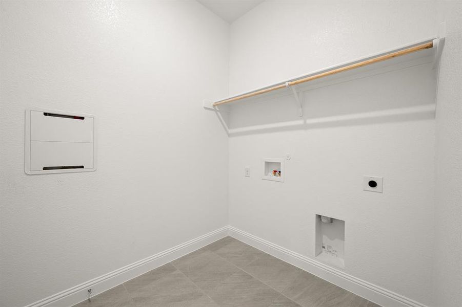 5_121 Grey wolf- Utility-1