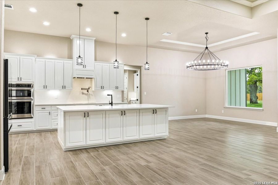 Furnished interior view inside a new home in , La Vernia (Image 9).