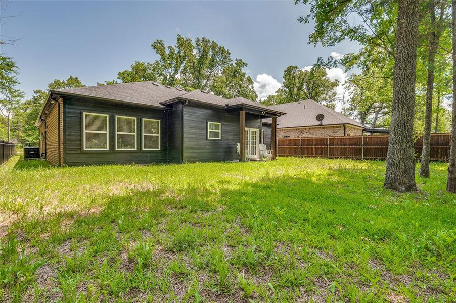 Back of property fully fenced. Back of property fully fenced.