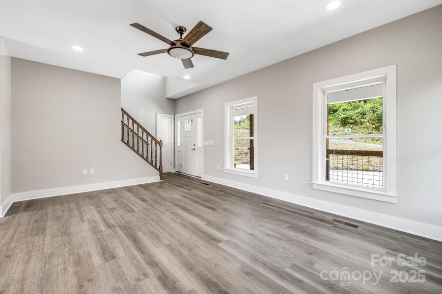 Spacious, unfurnished interior of a new home in , Asheville (Image 38).