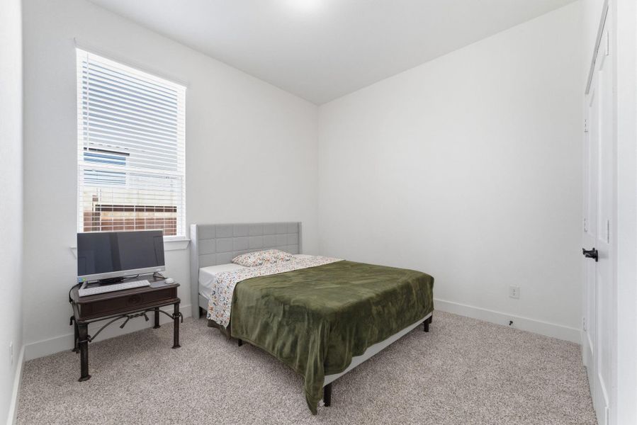 Secondary bedroom