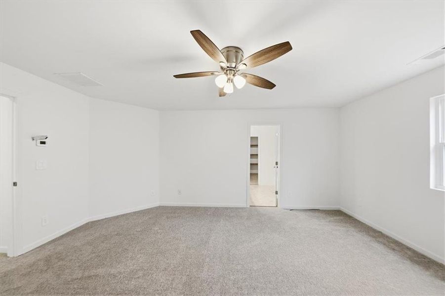Spacious, unfurnished interior of a new home in , Carrollton (Image 40).