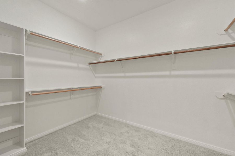 Spacious, unfurnished interior of a new home in , Houston (Image 23).