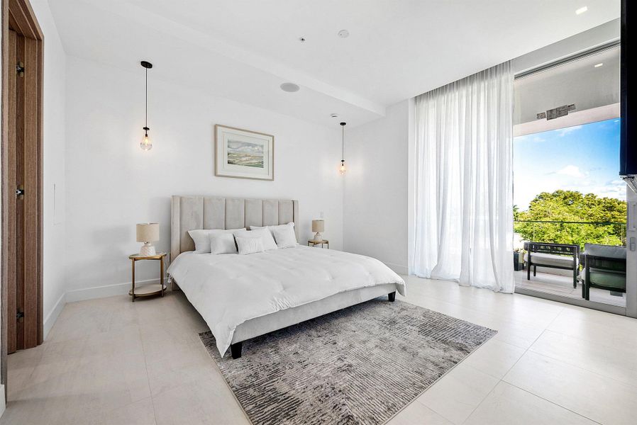 Furnished interior view inside a new home in , Delray Beach (Image 20).