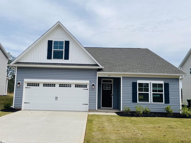 Front exterior of a new home in Lynbrook, Boiling Springs, SC, highlighting curb appeal (Image 1). Front exterior of a new home in Lynbrook, Boiling Springs, SC, highlighting curb appeal (Image 1).
