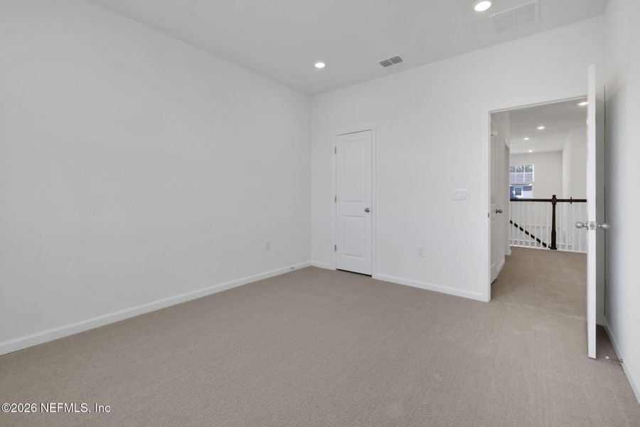 Spacious, unfurnished interior of a new home in Brook Forest, St. Augustine (Image 29).