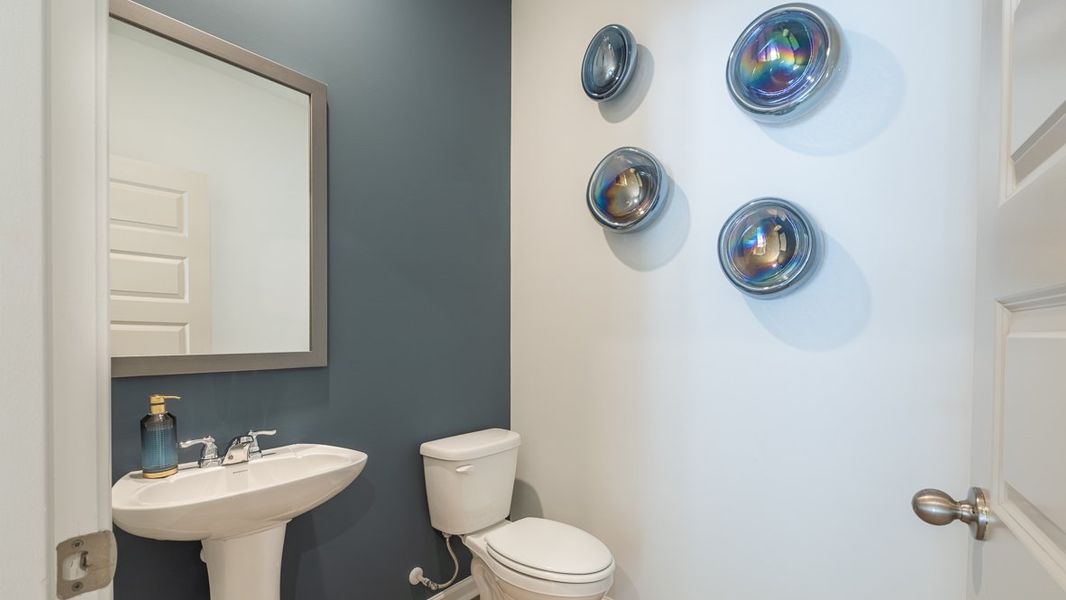 Representative furnished interior of a home built from the Stratford by D.R. Horton in Barrett Cove, Marietta (Image 14).