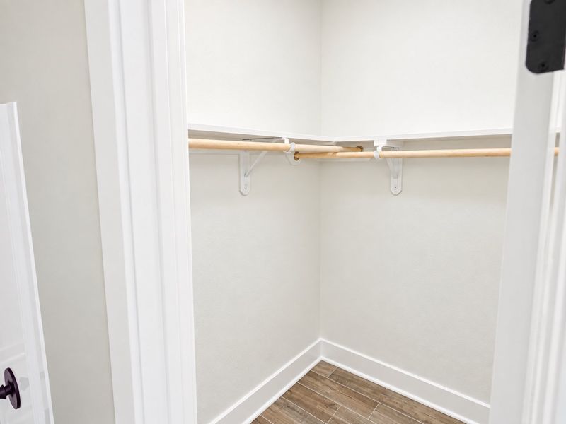 DSLD HOMES NEW CONSTRUCTION MOVE IN READY HOME IN LONGLEAF COMMUNITY LOCATED IN LUMBERTON, TX - Guest closet