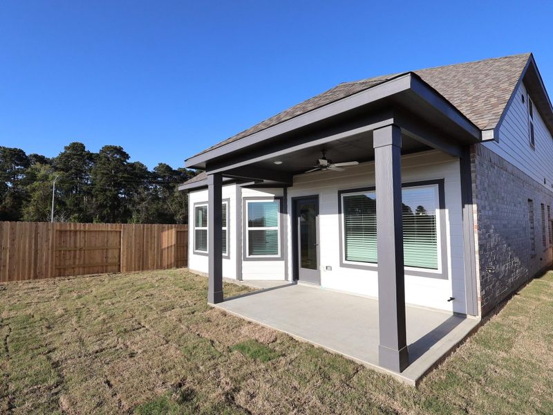 Exterior details and patio area of a home in Sorella, Tomball (Image 3). Exterior details and patio area of a home in Sorella, Tomball (Image 3).
