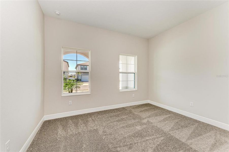 Spacious, unfurnished interior of a new home in Crosswind Point, Parrish (Image 34).