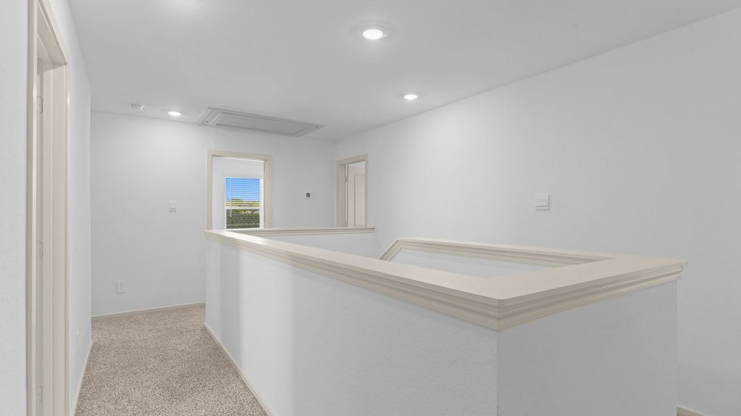 Spacious, unfurnished interior of a new home in Watermark, Alvin (Image 10). Spacious, unfurnished interior of a new home in Watermark, Alvin (Image 10).