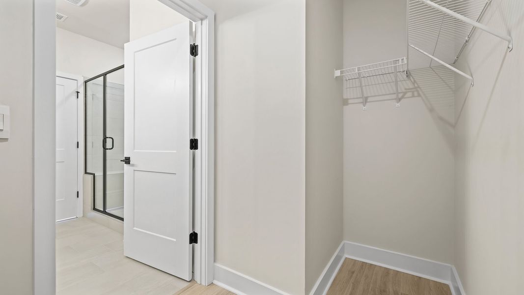 Spacious, unfurnished interior of a new home in Adams Glen, Greenville (Image 30).