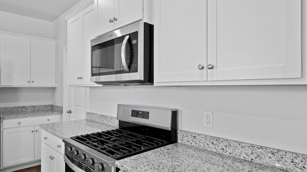 Furnished interior view inside a new home in Grand Oaks, Columbia (Image 7).