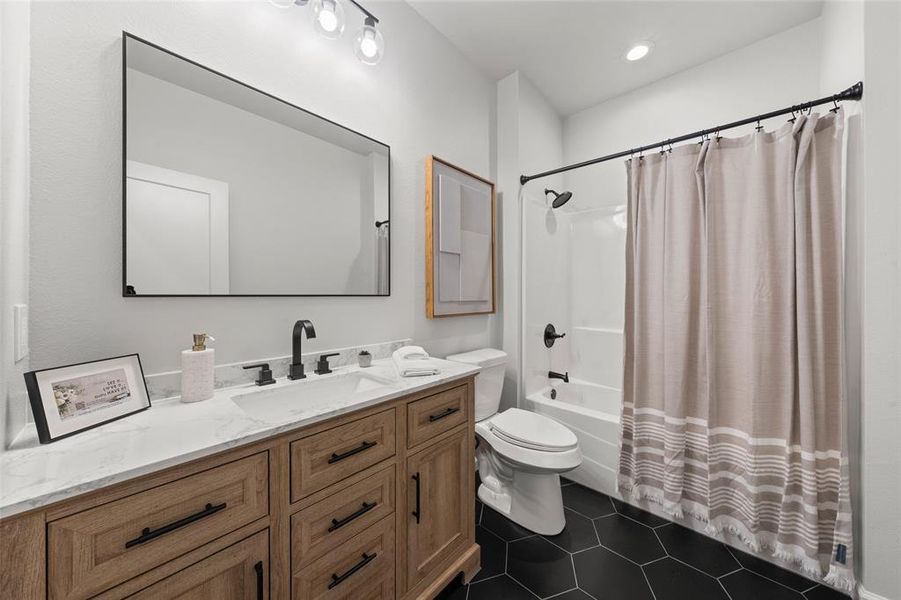 Furnished interior view inside a new home in , Waco (Image 16).