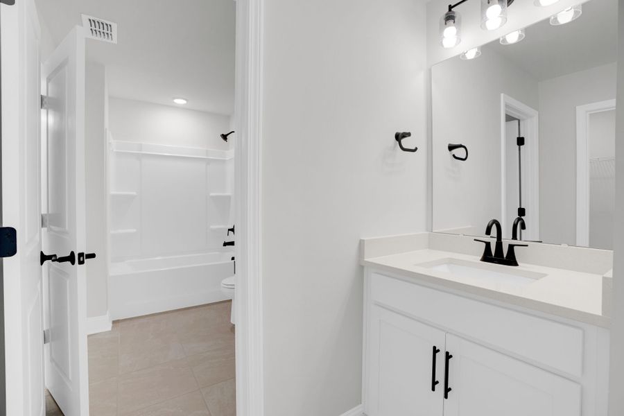 Image 48 of a home in Oakleaf Chase.