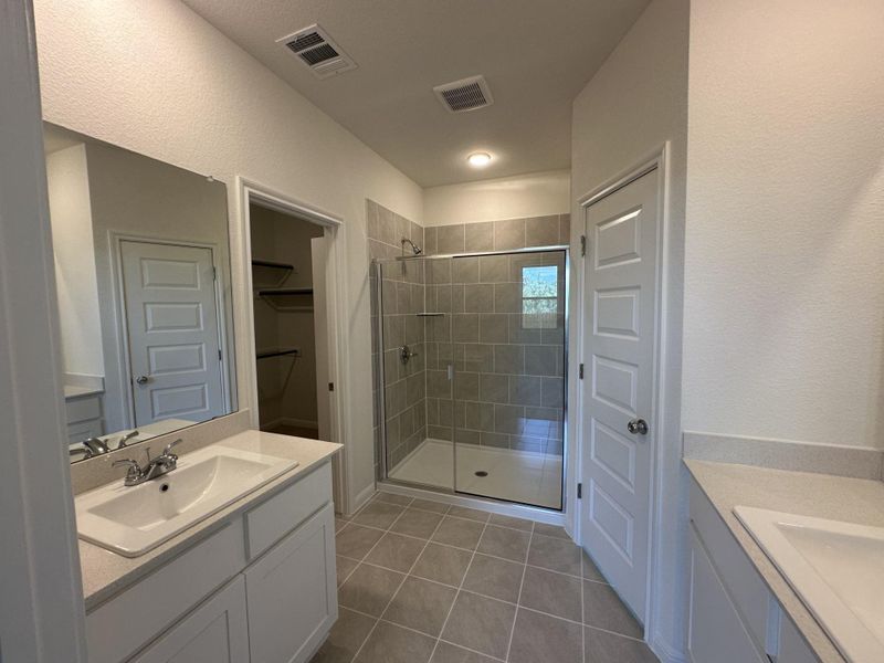 Furnished interior view inside a new home in Trinity Ranch, Elgin (Image 5). Furnished interior view inside a new home in Trinity Ranch, Elgin (Image 5).
