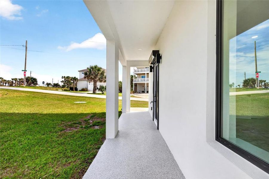 Exterior details and patio area of a home in , Flagler Beach (Image 33).