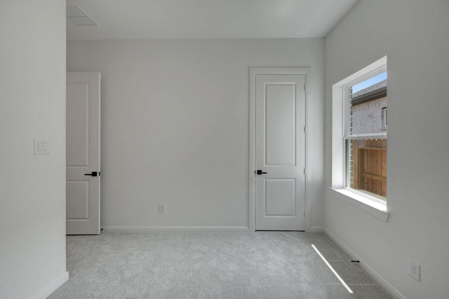 Spacious, unfurnished interior of a new home in The Grand Prairie - Retreat Collection, Hockley (Image 15).