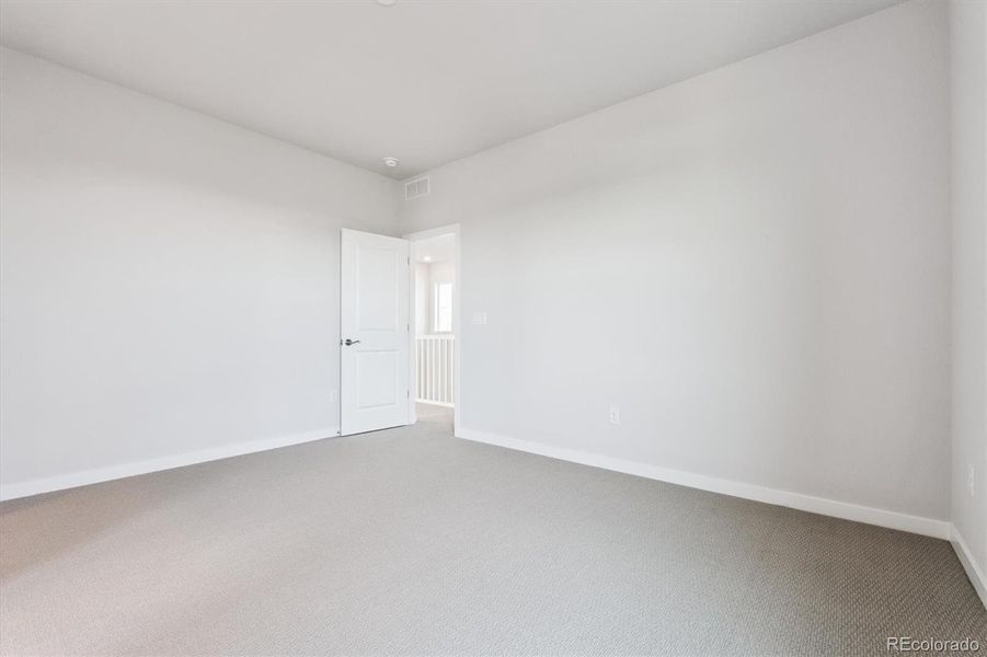 Spacious, unfurnished interior of a new home in Prestige Collection at Parkdale Commons, Lafayette (Image 21). Spacious, unfurnished interior of a new home in Prestige Collection at Parkdale Commons, Lafayette (Image 21).