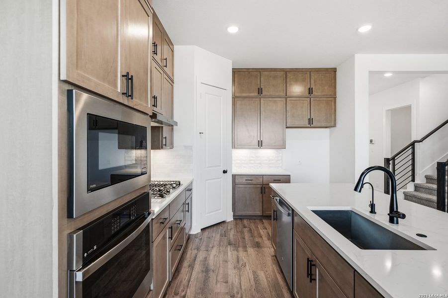 Furnished interior view inside a new home in Prominence, San Antonio (Image 10).