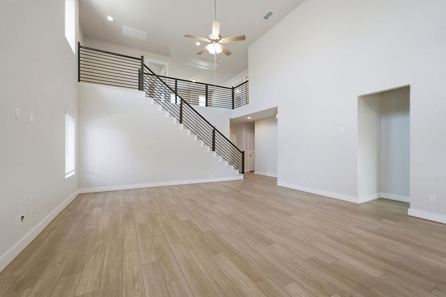 Spacious, unfurnished interior of a new home in Sunfield, Buda (Image 30). Spacious, unfurnished interior of a new home in Sunfield, Buda (Image 30).