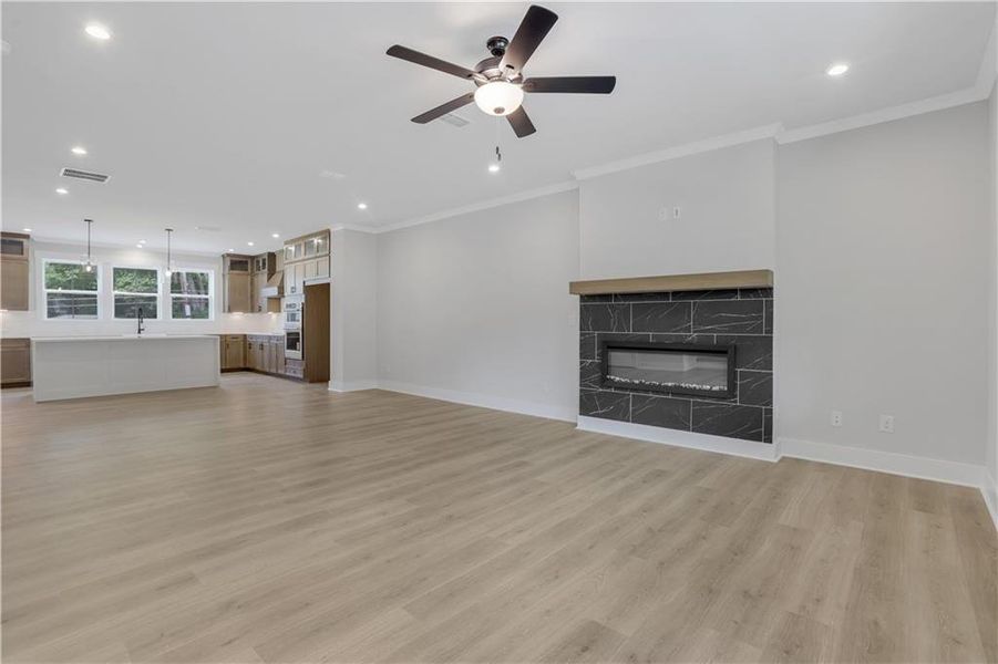 Spacious, unfurnished interior of a new home in The Groves at Myrtle, Roswell (Image 23). Spacious, unfurnished interior of a new home in The Groves at Myrtle, Roswell (Image 23).