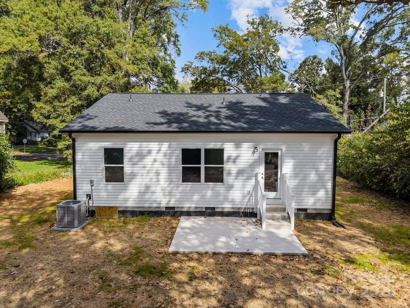 Image 15 of a home in . Image 15 of a home in .