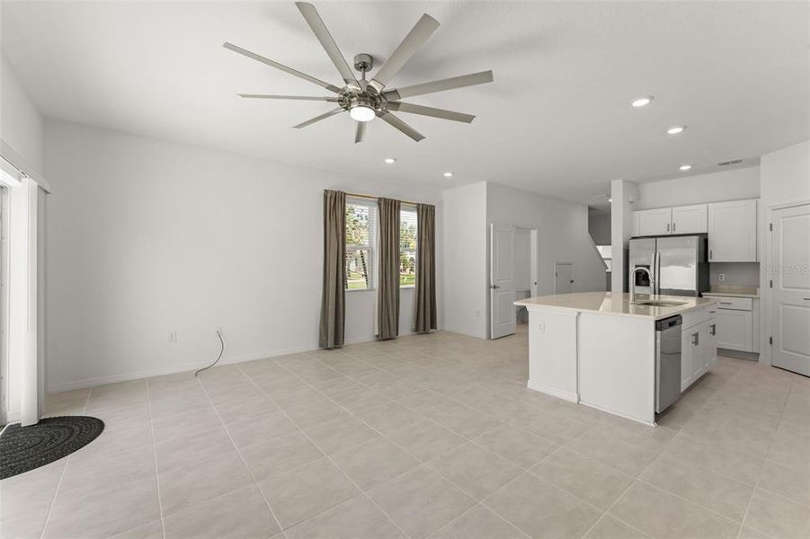 Image 33 of a home in . Image 33 of a home in .