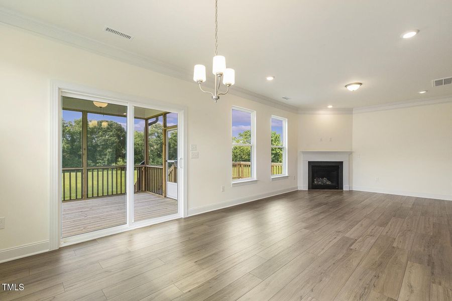 027_54715521887_o 027_54715521887_o