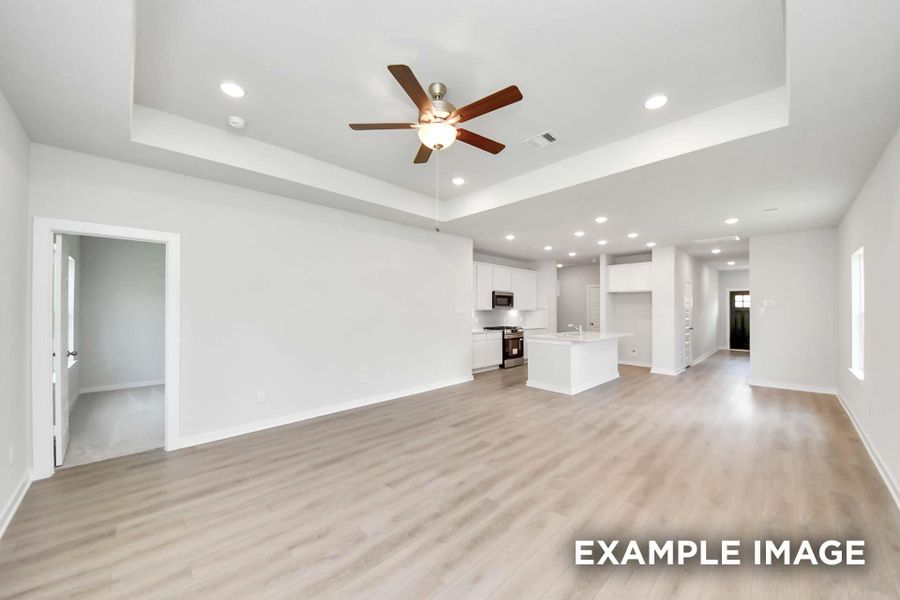Spacious, unfurnished interior of a new home in Caney Creek Place, Conroe (Image 13). Spacious, unfurnished interior of a new home in Caney Creek Place, Conroe (Image 13).