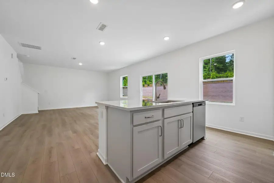 19-web-or-mls-Salers Loop-S1606-019