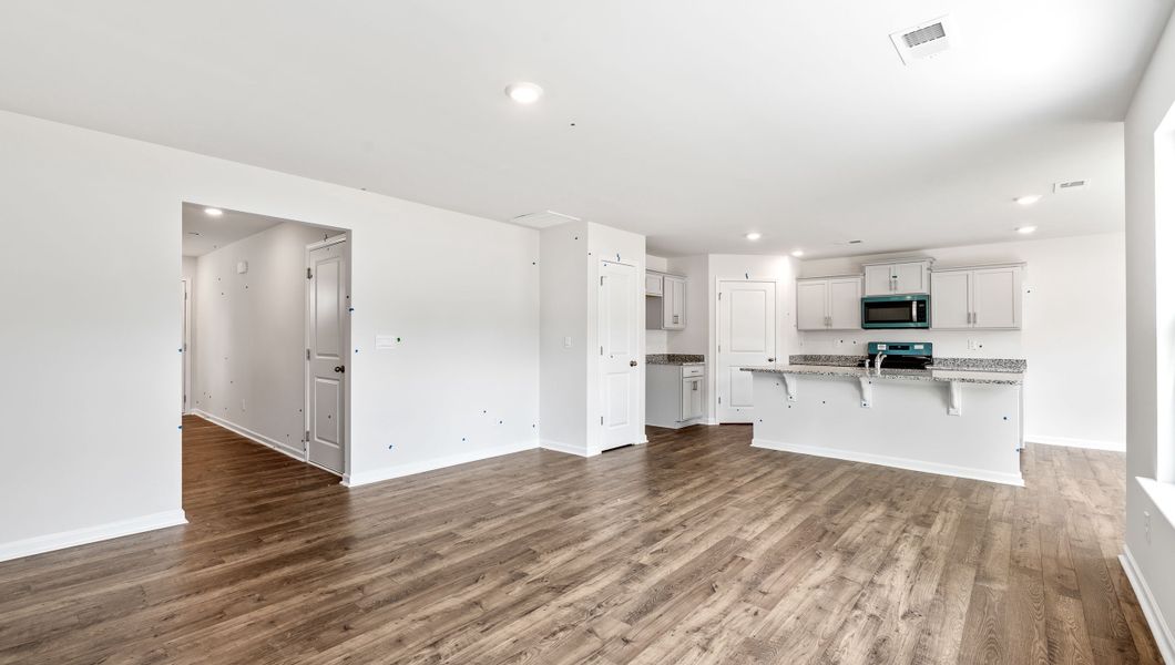 Spacious, unfurnished interior of a new home in Harper Ridge, Roebuck (Image 16).
