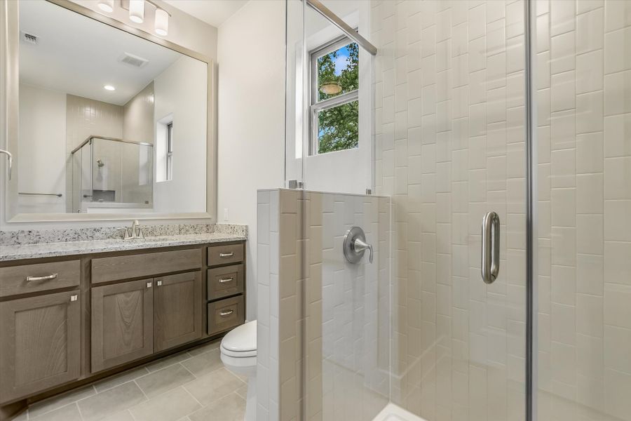 Furnished interior view inside a new home in Leander Estates, Leander (Image 15).