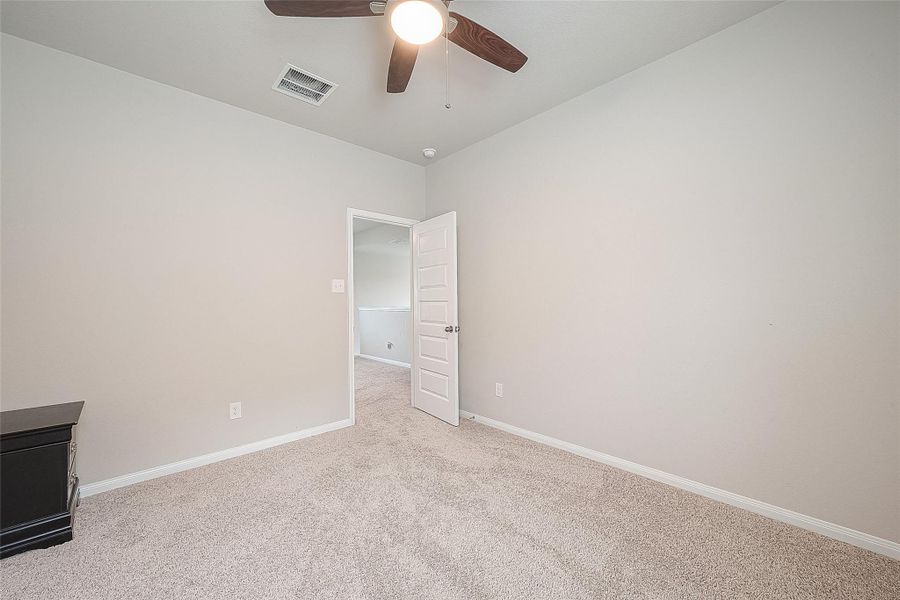 Spacious, unfurnished interior of a new home in Cliffstone Hills, Conroe (Image 18). Spacious, unfurnished interior of a new home in Cliffstone Hills, Conroe (Image 18).