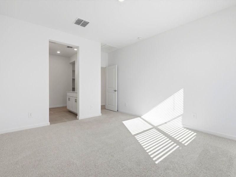 Spacious, unfurnished interior of a new home in Paloma Creek - Estate Series, Surprise (Image 16). Spacious, unfurnished interior of a new home in Paloma Creek - Estate Series, Surprise (Image 16).
