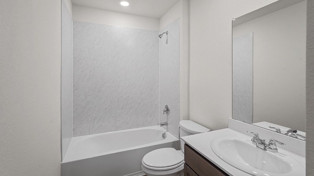 Representative furnished interior of a home built from the Elgin by D.R. Horton in Oak Valley Estates, Bullard (Image 7). Representative furnished interior of a home built from the Elgin by D.R. Horton in Oak Valley Estates, Bullard (Image 7).