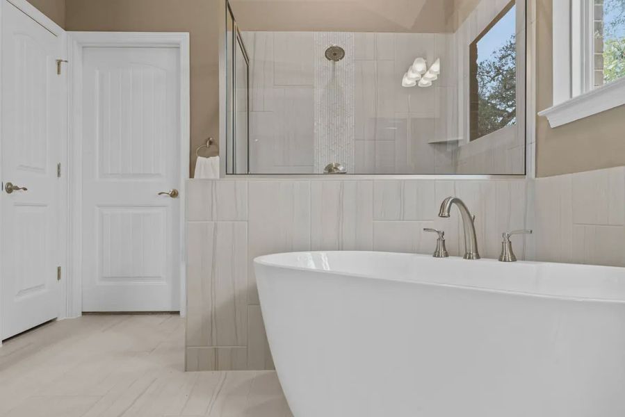 Representative furnished interior of a home built from the Owen by Chesmar Homes in Highland Village, Georgetown (Image 10). Representative furnished interior of a home built from the Owen by Chesmar Homes in Highland Village, Georgetown (Image 10).
