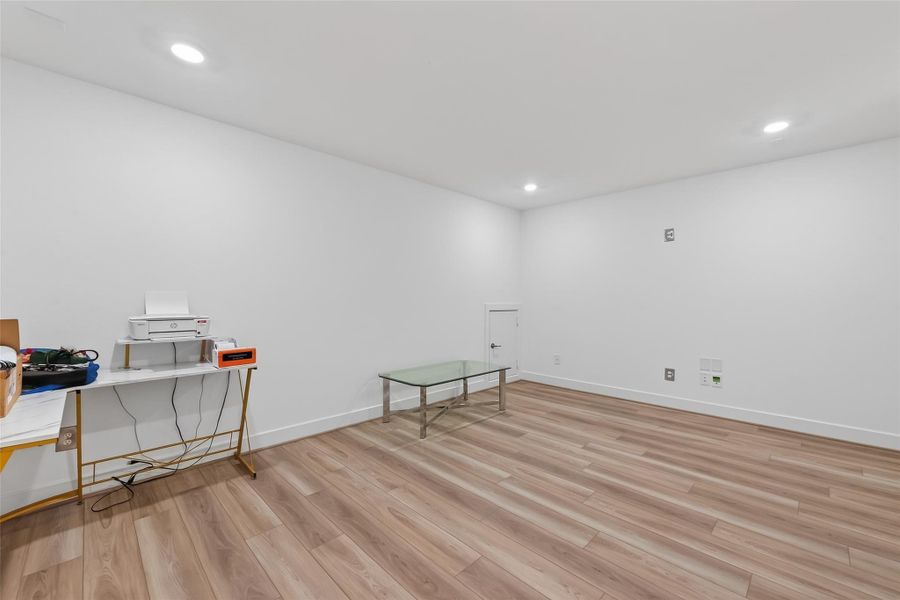 Image 49 of a home in Avalon at Cypress.