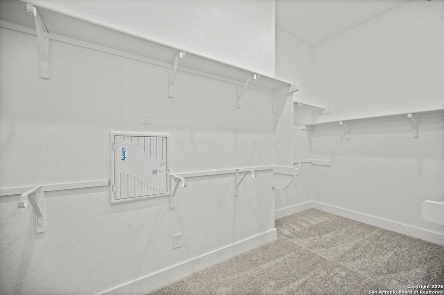 Spacious, unfurnished interior of a new home in Davis Ranch: 60ft. lots, San Antonio (Image 24).