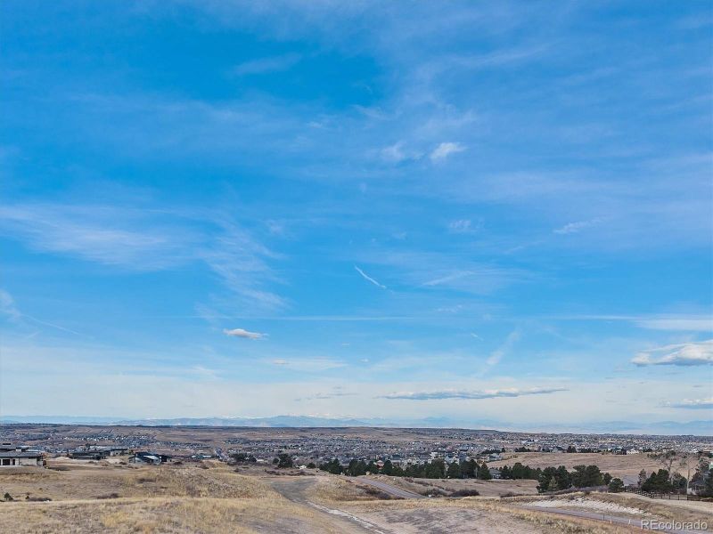 Image 36 of a home in .