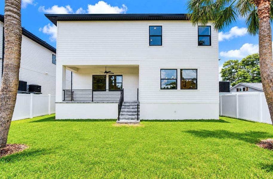 Exterior details and patio area of a home in , Tampa (Image 25).