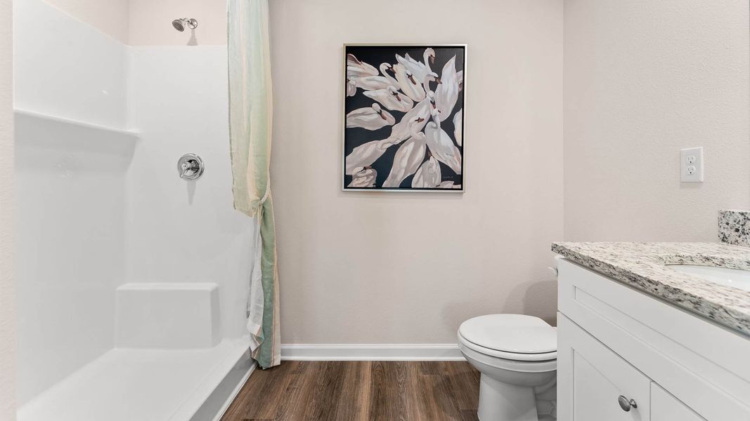 Furnished interior view inside a new home in Liberty, Panama City (Image 25).
