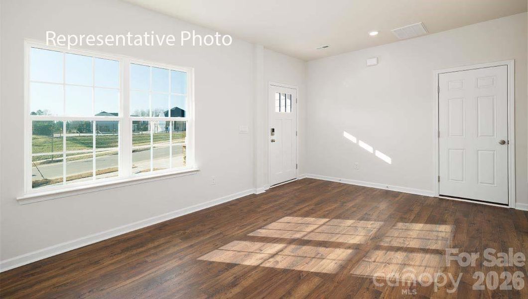 Spacious, unfurnished interior of a new home in Clark Creek Landing, Lincolnton (Image 14).