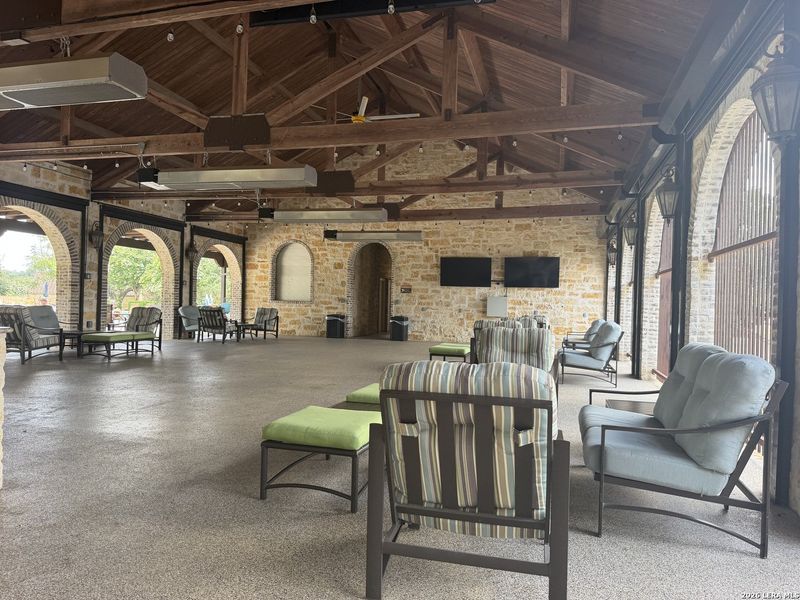 Community amenities in , New Braunfels (Image 98).