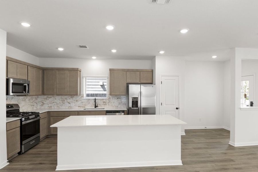 Representative furnished interior of a home built from the Oak by Pacesetter Homes in Blanco Vista, San Marcos (Image 15).