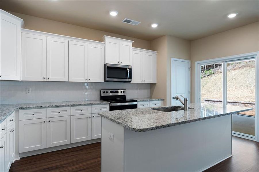 Furnished interior view inside a new home in , Waleska (Image 4).