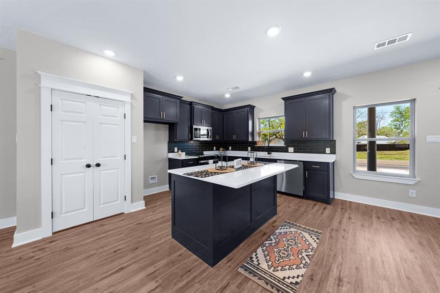 Furnished interior view inside a new home in , Sulphur Springs (Image 7).