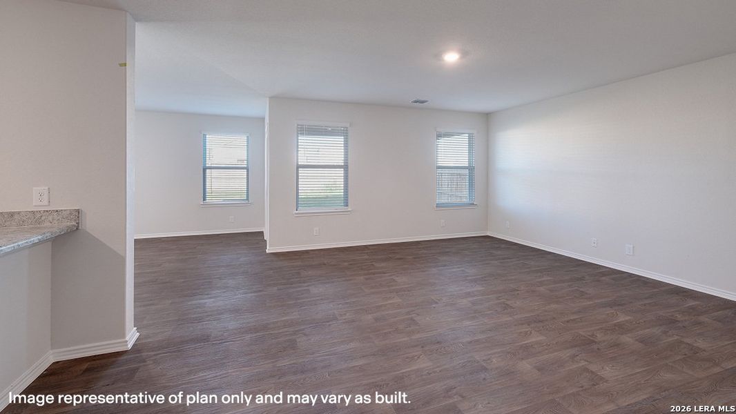 Spacious, unfurnished interior of a new home in Solana Ridge, San Antonio (Image 10). Spacious, unfurnished interior of a new home in Solana Ridge, San Antonio (Image 10).