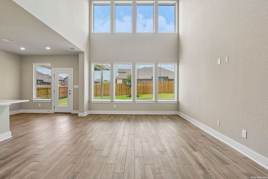 Spacious, unfurnished interior of a new home in Fox Falls, Boerne (Image 34). Spacious, unfurnished interior of a new home in Fox Falls, Boerne (Image 34).